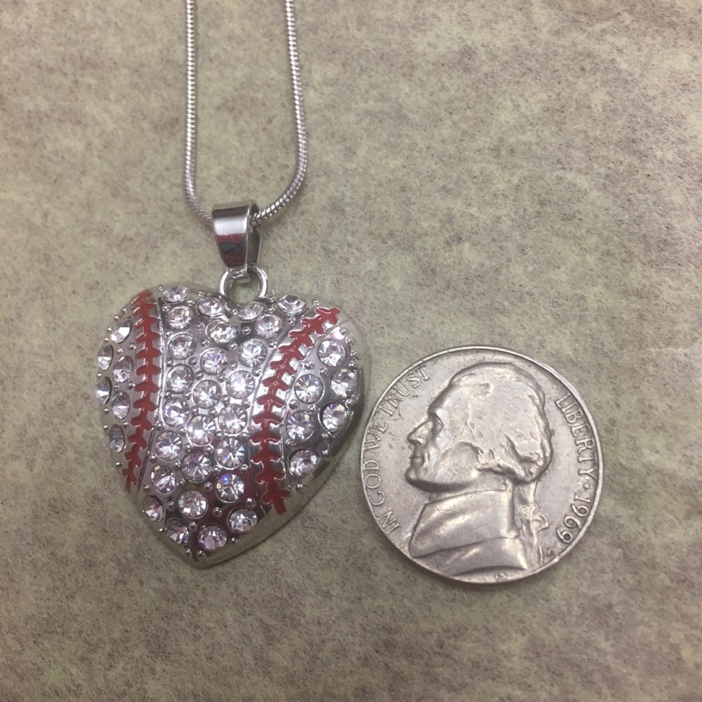 (R3) Baseball Heart Necklace - Picture 8 of 8